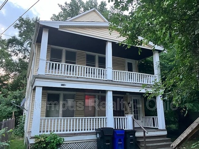 Photo - 634 E 101st St Unit #2