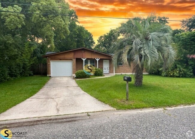 Building Photo - 4533 Jade Dr E Rental