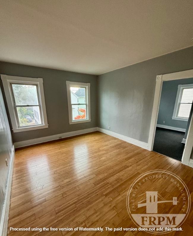 Photo - 439-441 Rivet St Unit 2W
