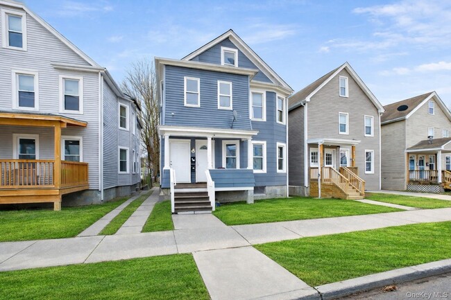 Photo - 148 Winnikee Ave Unidad 2