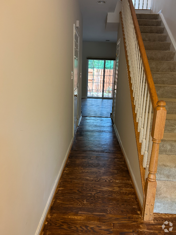 Building Photo - 6490 Tayack Pl Rental