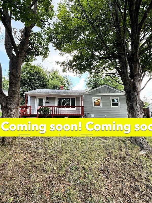 Photo - 120 Circle Dr House