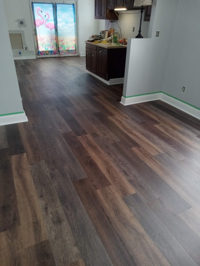 Photo - 3650 Lakeview Ave