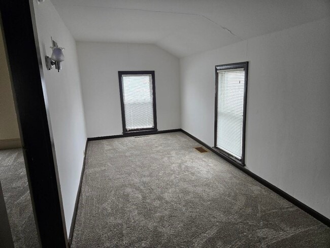 Photo - 135 W Michigan Ave