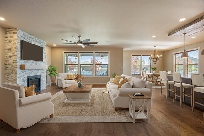 Photo - 4609 Junco St