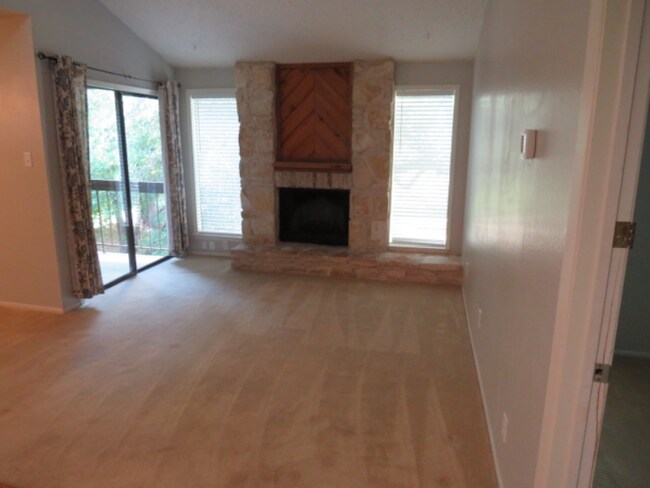 Photo - 3843 Barrington St Unidad 257