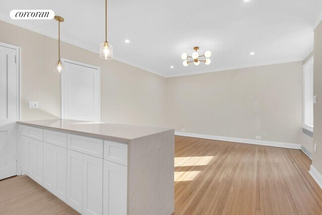 Photo - 76-15 35th Ave