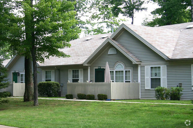 Building Photo - Hunters Ridge Rental