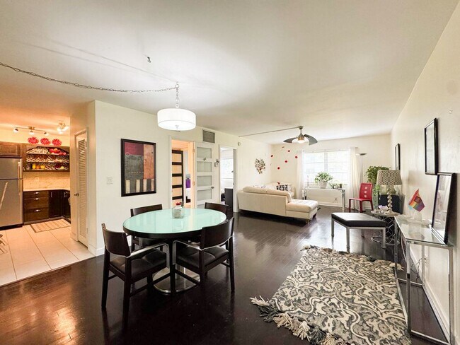 Building Photo - 1950 N Andrews Ave Unit # 103D Rental