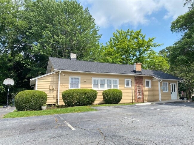 Photo - 175 Park Dr