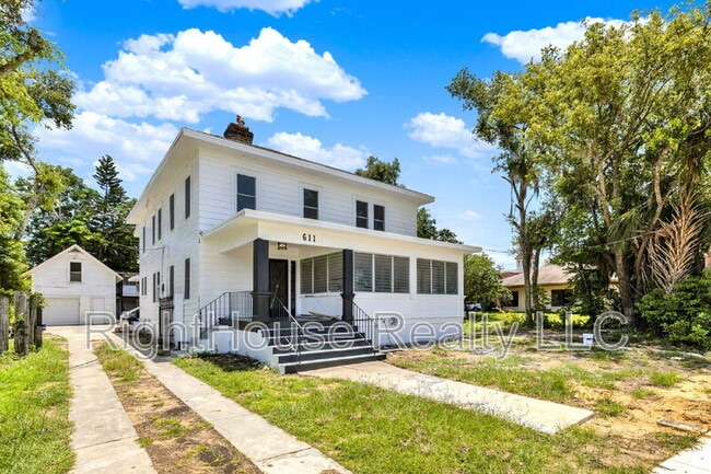 Photo - 611 S Grove St Unit Apt 2