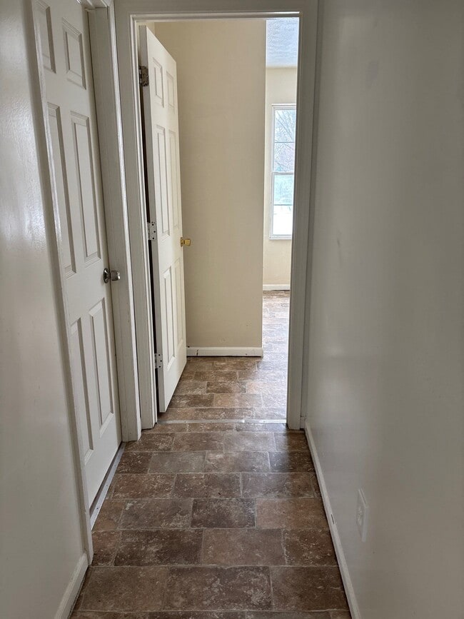 Photo - 57 W Warren Ave