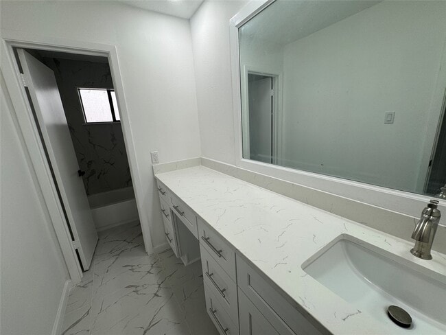 Photo - 2218 S Ferrisburg Ct