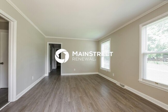 Photo - 3 Bedroom Pet-Friendly Home in Charlotte, ...