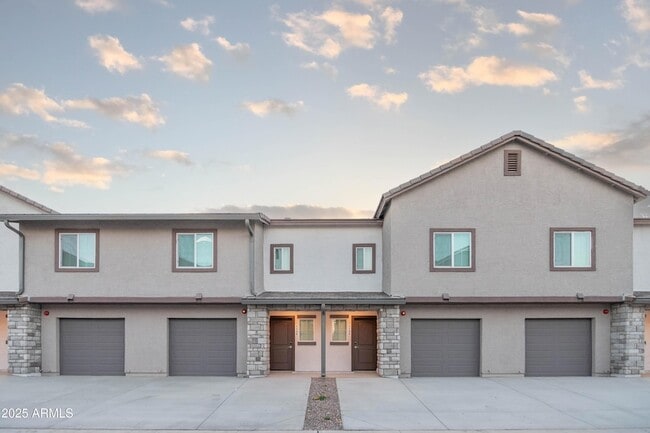 Building Photo - 12570 N Cotton Ln Rental