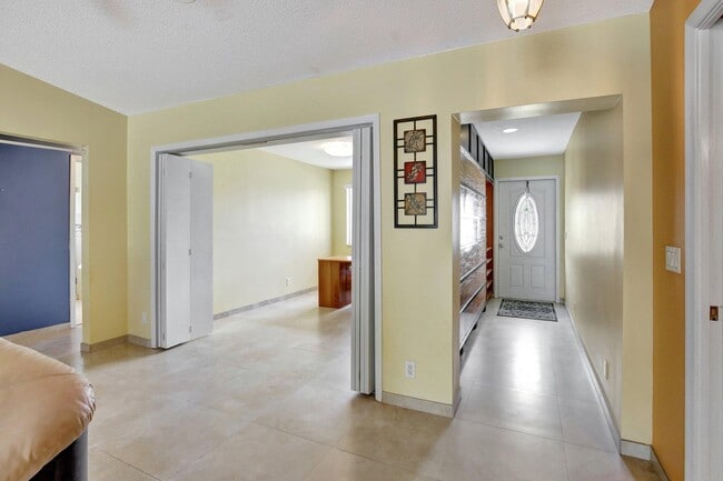 Photo - 1541 SW 102nd Terrace