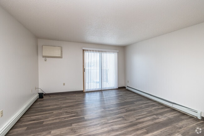 3BR, 2BA - 1,160SF - Living Room