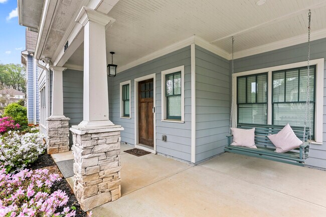 Photo - 2681 Oak Leaf Pl