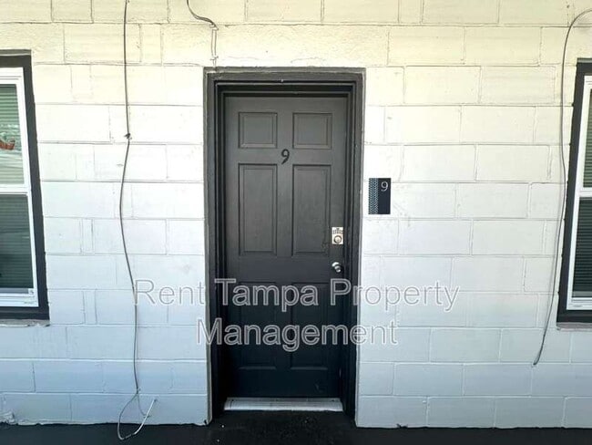 Photo - 14 21st St N