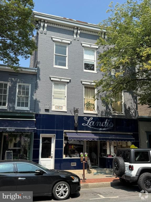 Building Photo - 25 S Market St Unit APT 3