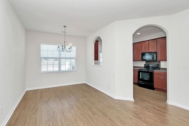 Photo - Gorgeous 3BD/2.5BA Townhome in Steele Creek's Lions Gate Community!