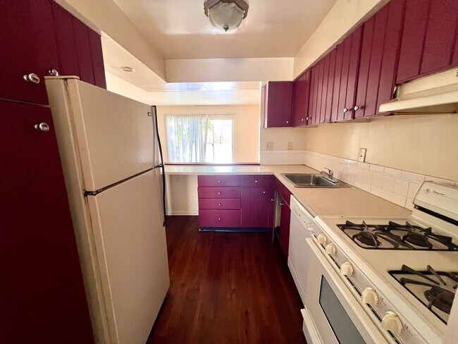 Photo - Fox Chapel  - 2 Bedroom 1.5 Bathroom - Townhome