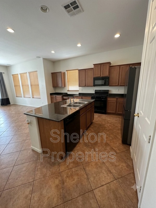 Photo - 15192 W Columbine Dr