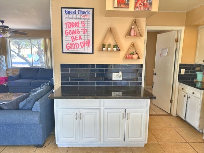 Photo - Available June, 2026  ASU   REMODELED -  5BR/2BA HOUSE SWIMMING POOL, BUILT IN FIRE-PIT,  BEAUTIF...