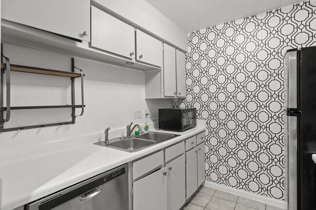 Photo - 4637 Wild Indigo St Unit 492