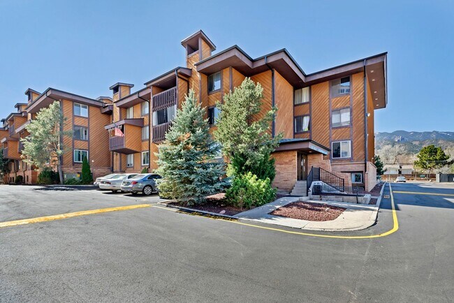 Photo - Skyway Condo, 2 Bed, 1.5 Bath, Secure Building