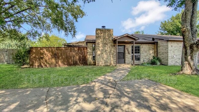 Photo - 605 San Saba Ct Apartment