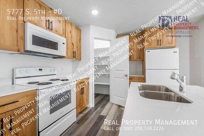 Photo - 5777 S. 5th-#D Unit #D