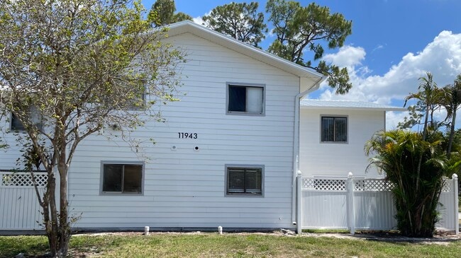 Photo - 11943 Corinne Lee Ct