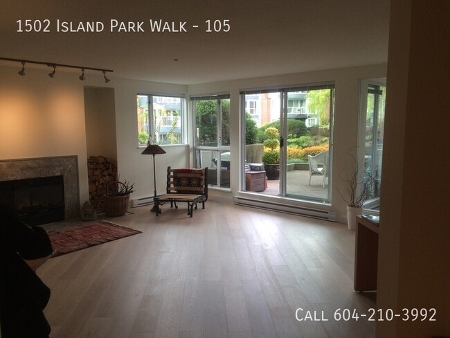 Building Photo - Furnished 1 Bedroom Suite – Prestigious Island Park Way Unit 105
