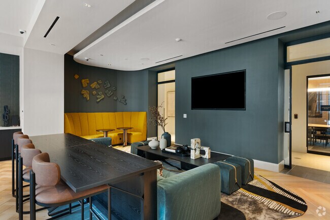 Club Lounge