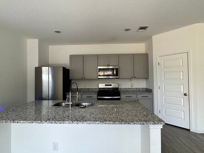 Photo - 4422 Chandler Rd