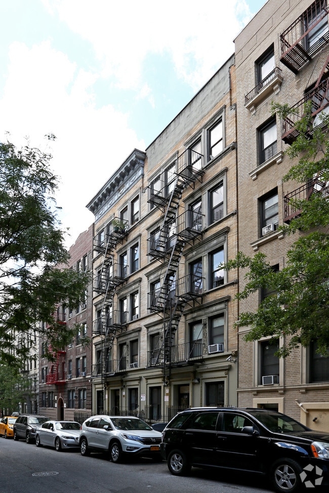 521 West 156th Street