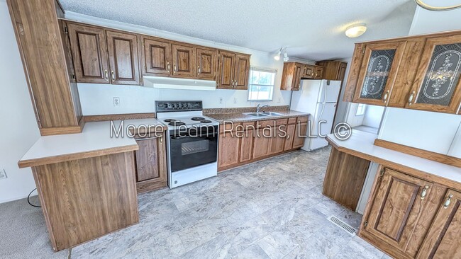 Photo - Country Home - Large Open Lot