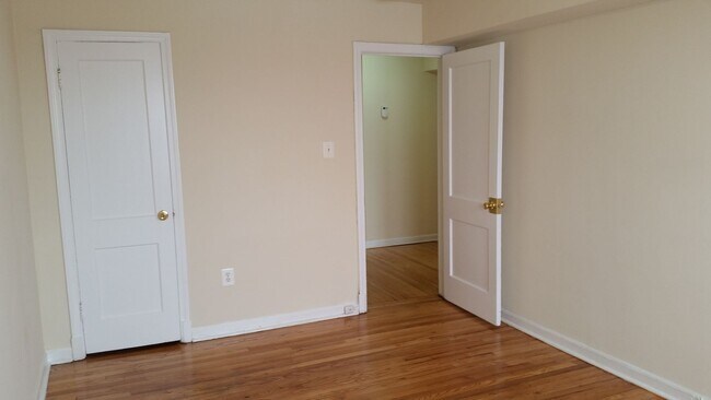 Photo - 1113-1113 19th St NE Unit 1105 - 6