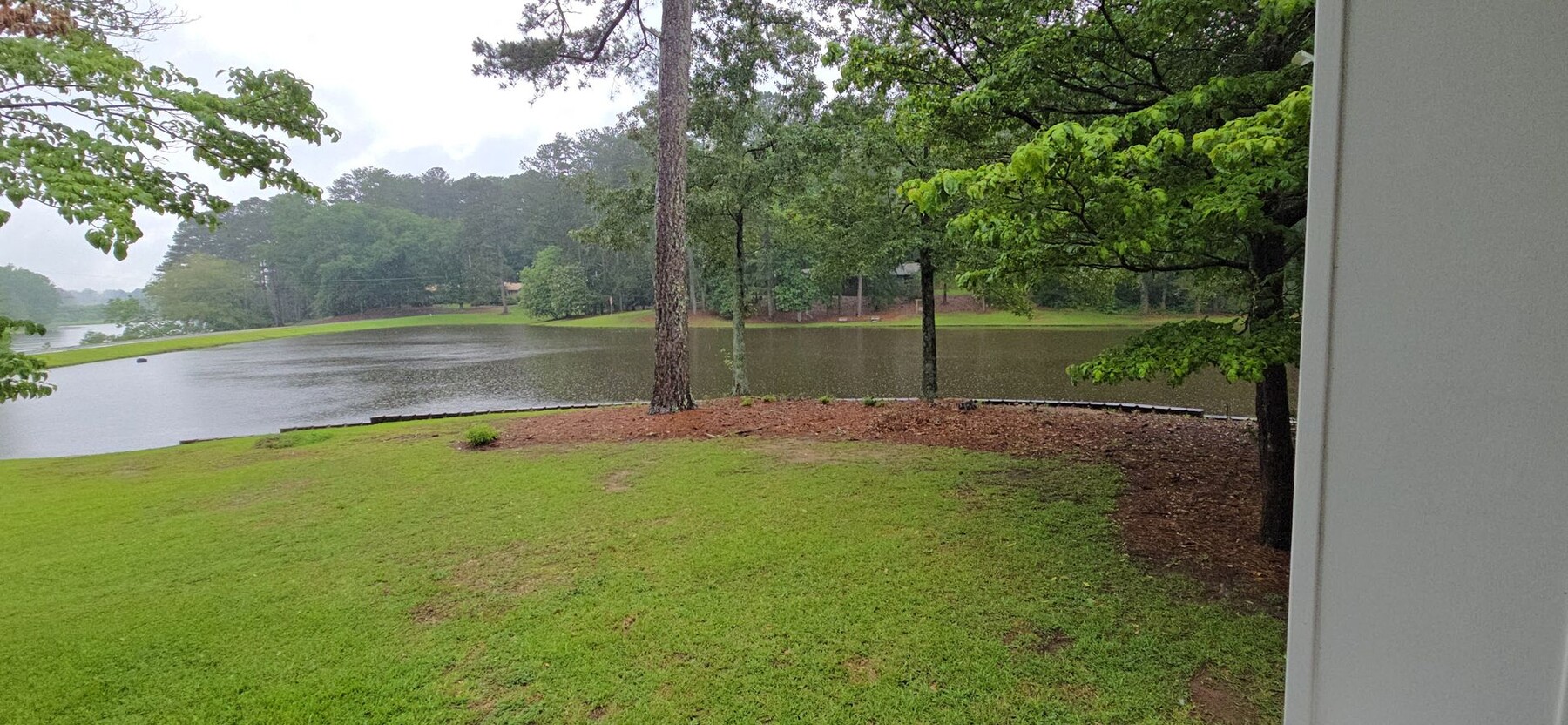 Photo - Lakeview 4 bedroom, 3 bath Ranch