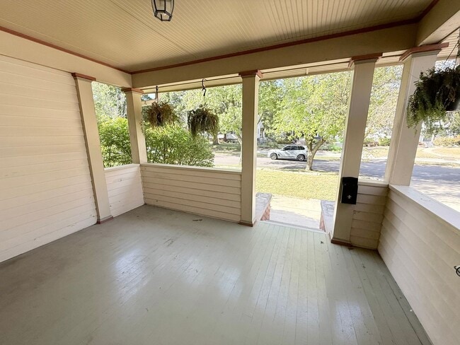 Photo - Beautifully updated 2 bed/2 bath in Bloomi...