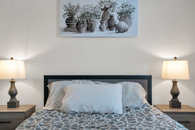 Photo - 9309 Belfast St Unit Room B