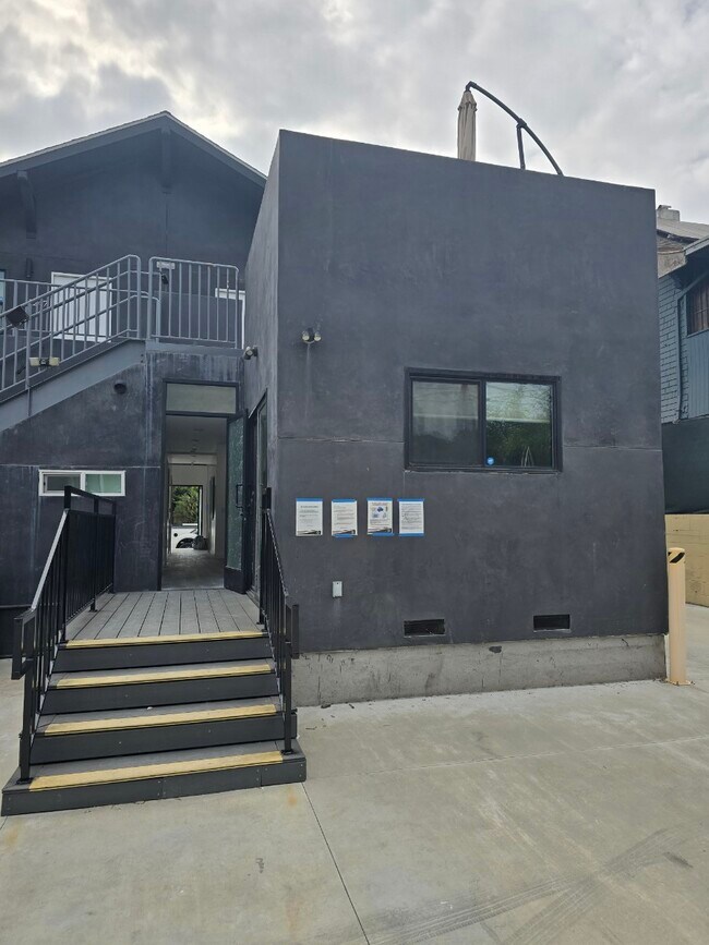 Photo - 1247 Crenshaw Blvd Unit 1245