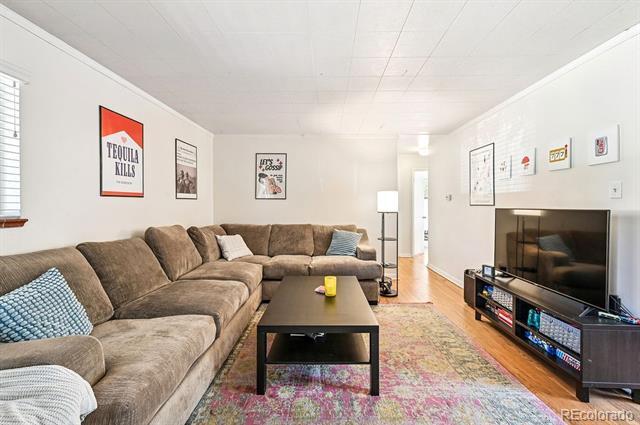 Photo - 2870 S Gaylord St