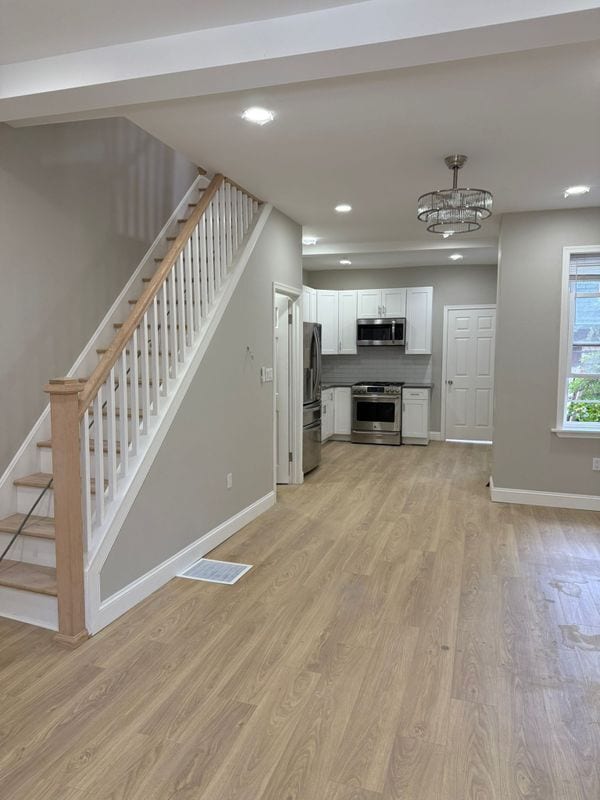 Photo - 5030 Parrish St