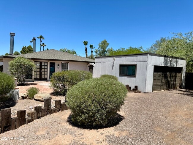 Photo - 5634 E Wilshire Dr