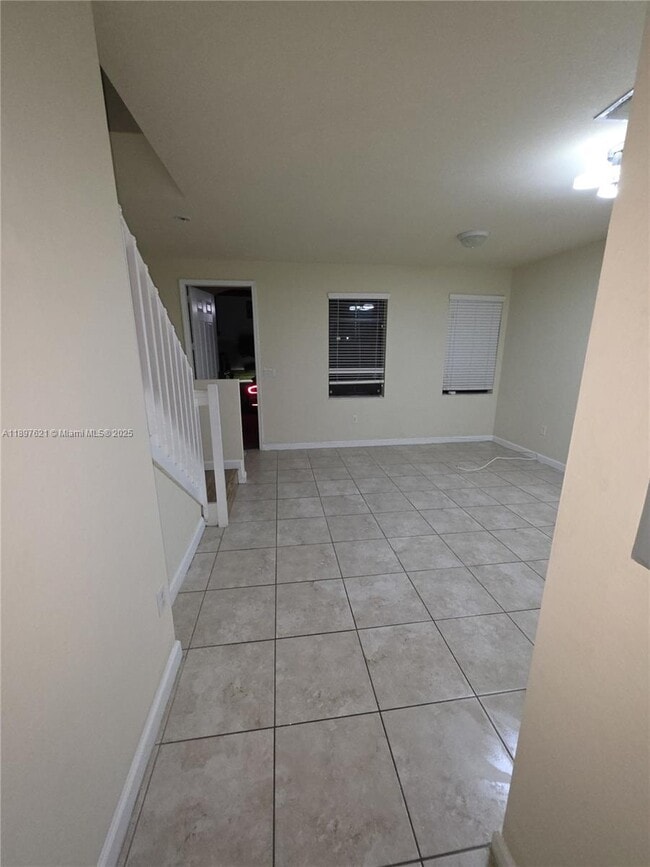 Photo - 528 SE 32nd Ave