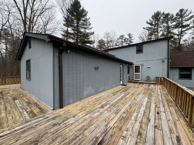 Photo - Rent free December ! Sign a lease in December and enjoy the rest of the month free!