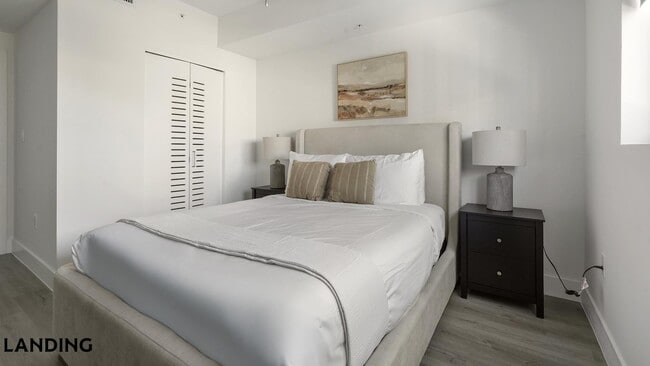 Photo - 1025 E 25th St Unidad 603