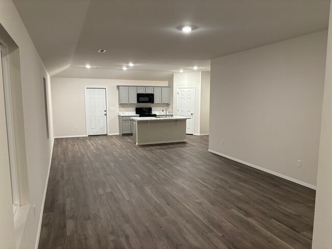 Photo - 801 S Katlyn Dr